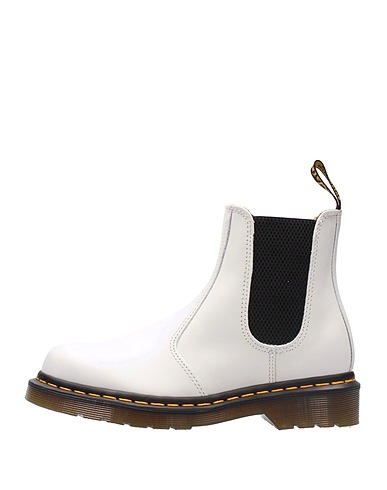 DR. MARTENS