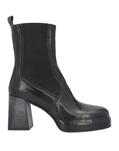 MOMA Ankle boot Black Soft Leather
