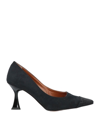 NILA & NILA Pump Black Textile fibers