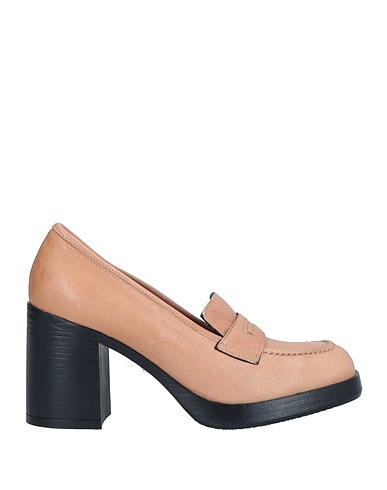 OROSCURO Loafers Light brown Calfskin