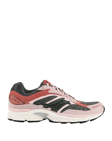 SAUCONY