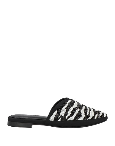 ZYNE Mules and clogs Black Textile fibers