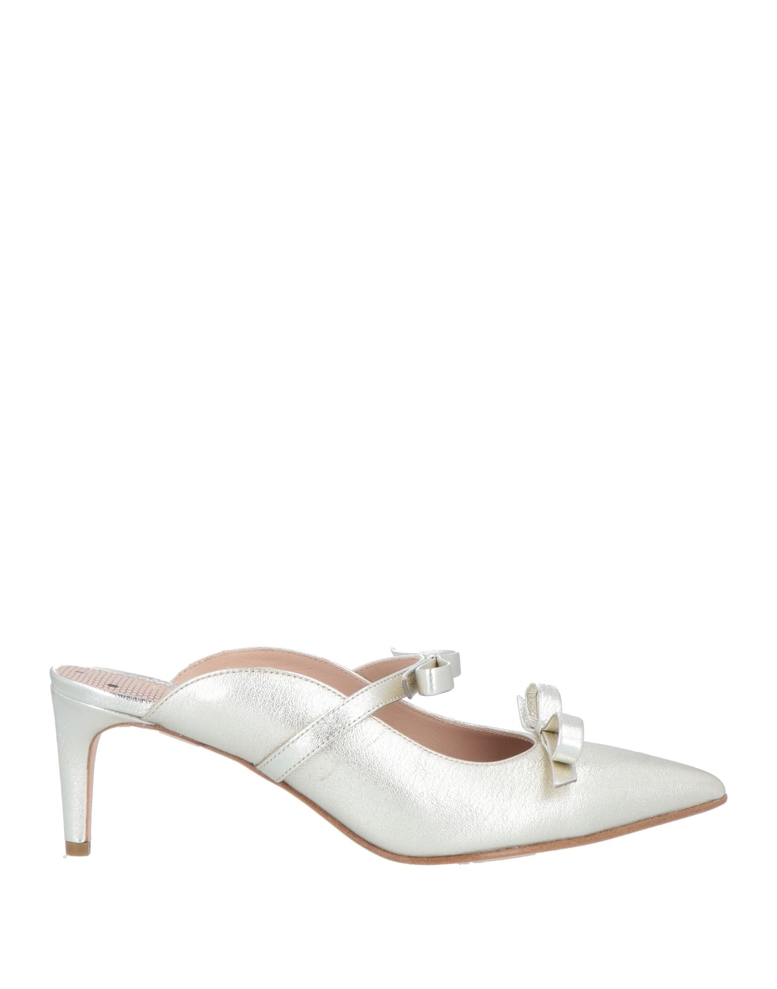 RED(V) - Mules & Clogs