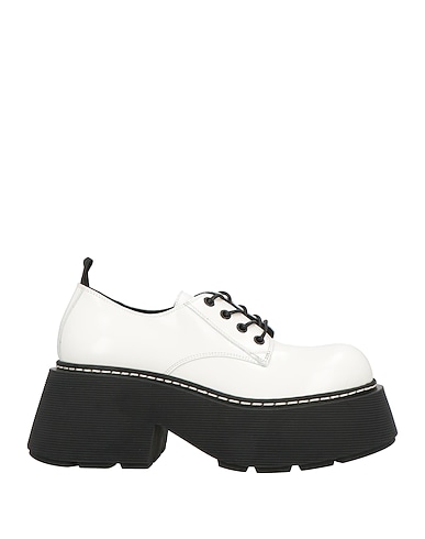 VIC MATIĒ Laced shoes White Soft Leather