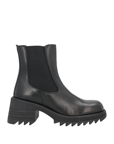 NILA & NILA Ankle boot Black 100% Calfskin