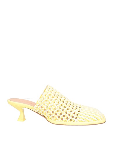 SPORTMAX Mule e zoccoli Giallo Gomma, Pelle