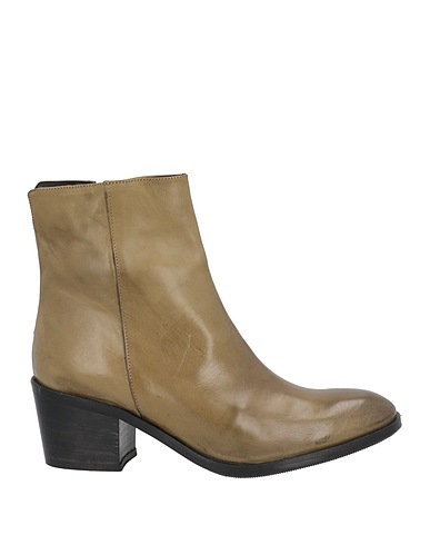 1725.A Ankle boot Military green Soft Leather