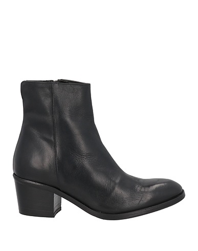1725.A Ankle boot Black Soft Leather