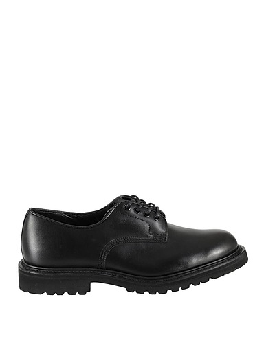 TRICKER'S