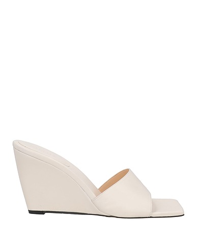 WANDLER Sandals Off white Lambskin