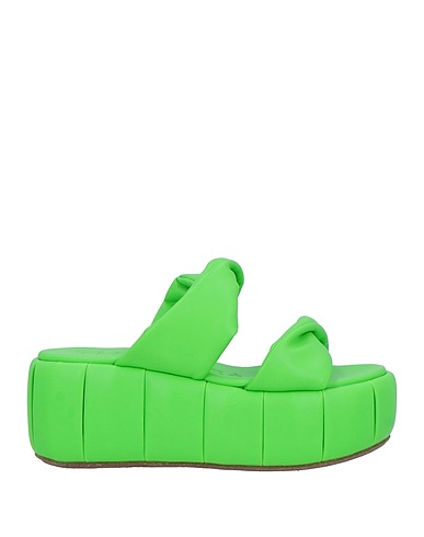 THEMOIRÈ Sandals Green Textile fibres