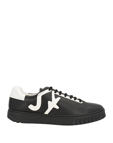 FERRAGAMO Sneakers Black Calfskin
