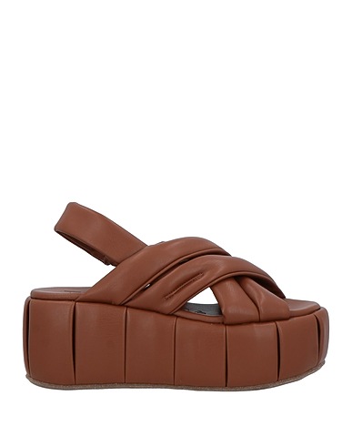 THEMOIRÈ Sandals Brown Textile fibres