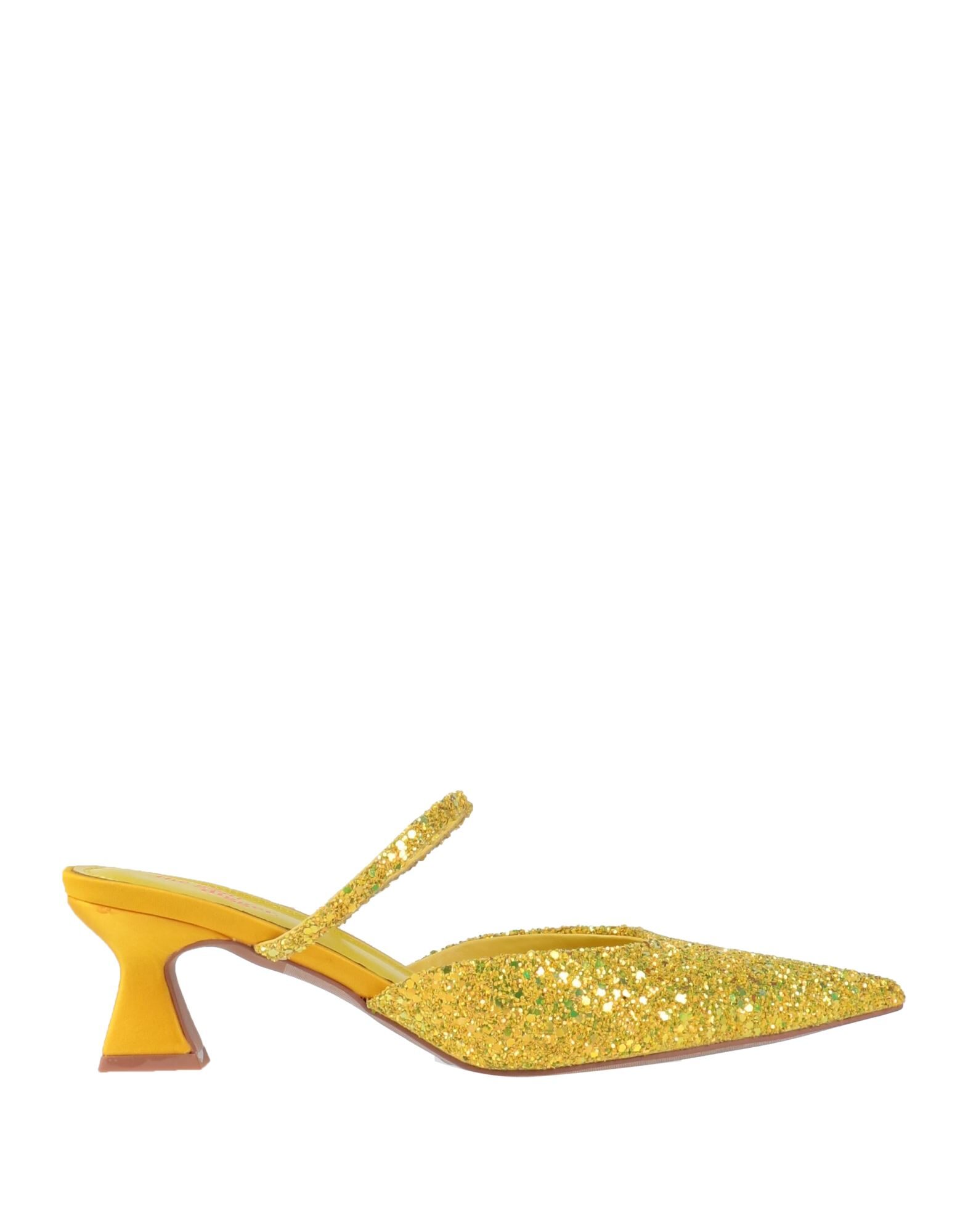 THE GOAL DIGGER - Mules & Zuecos