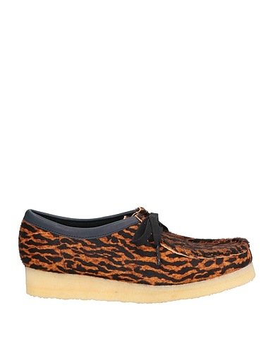 CLARKS ORIGINALS Laced shoes Tan Leather