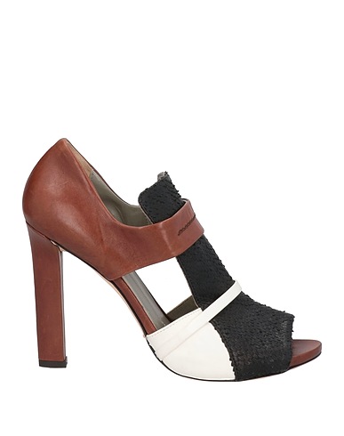 IXOS Court Black Leather