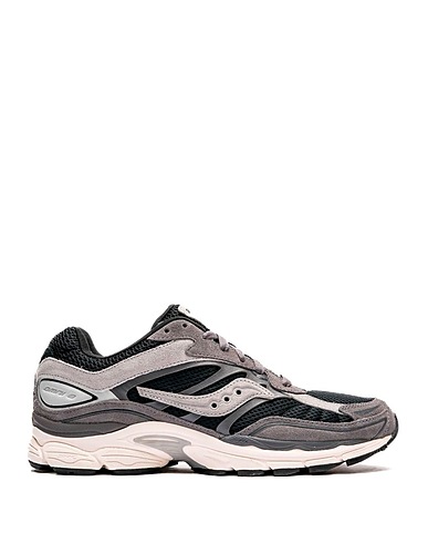 SAUCONY
