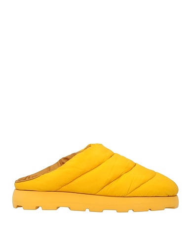 PIUMESTUDIO Mules und Clogs Senf Gewebefasern