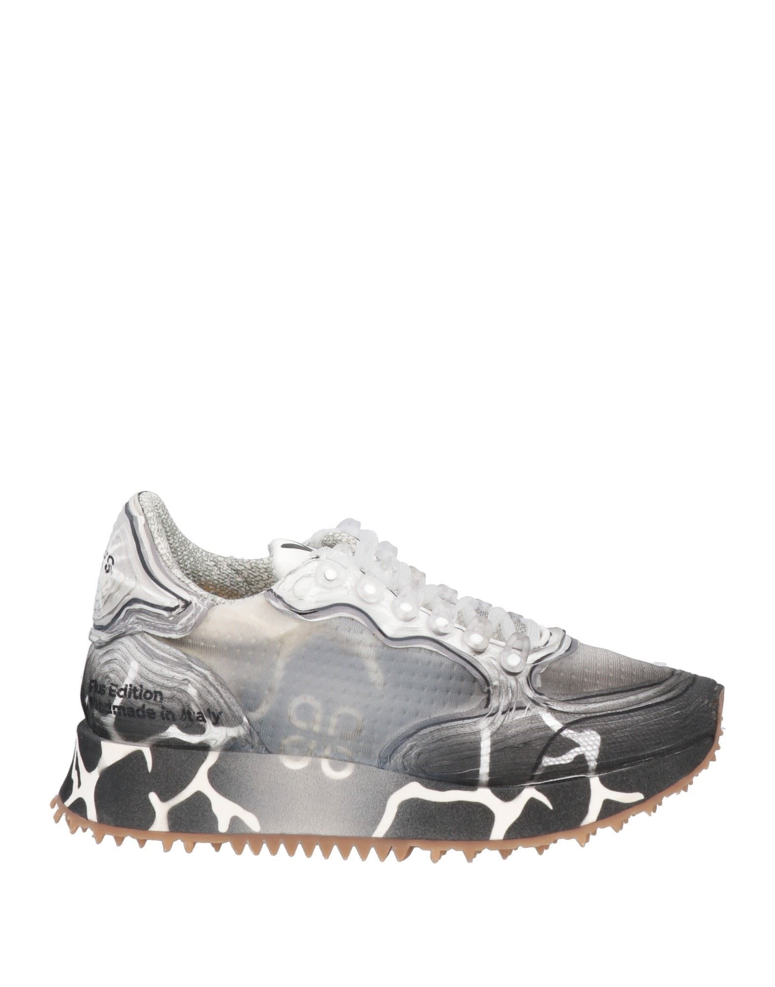 PLUS - スニーカー