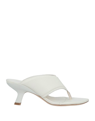 VIC MATIĒ Flip flops Off white Leather