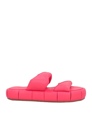 THEMOIRÈ Sandals Magenta Textile fibres