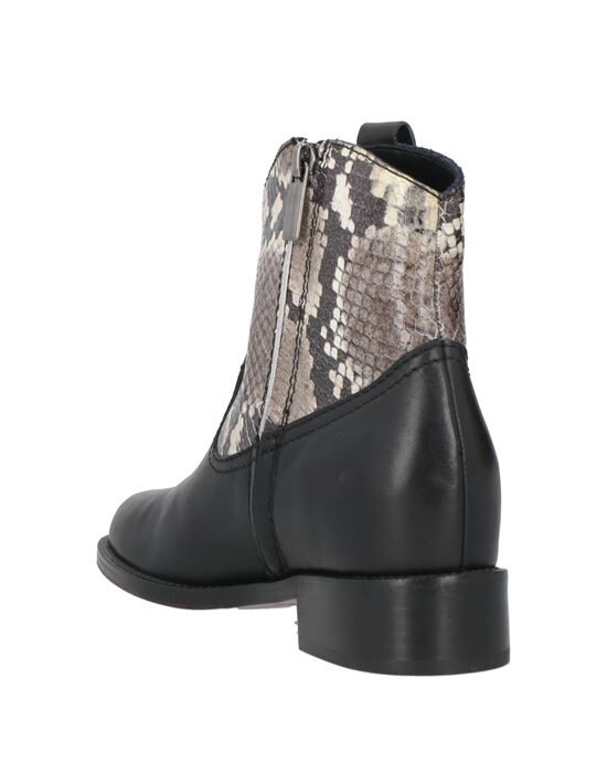 VIOLA RICCI Полусапоги и высокие ботинки