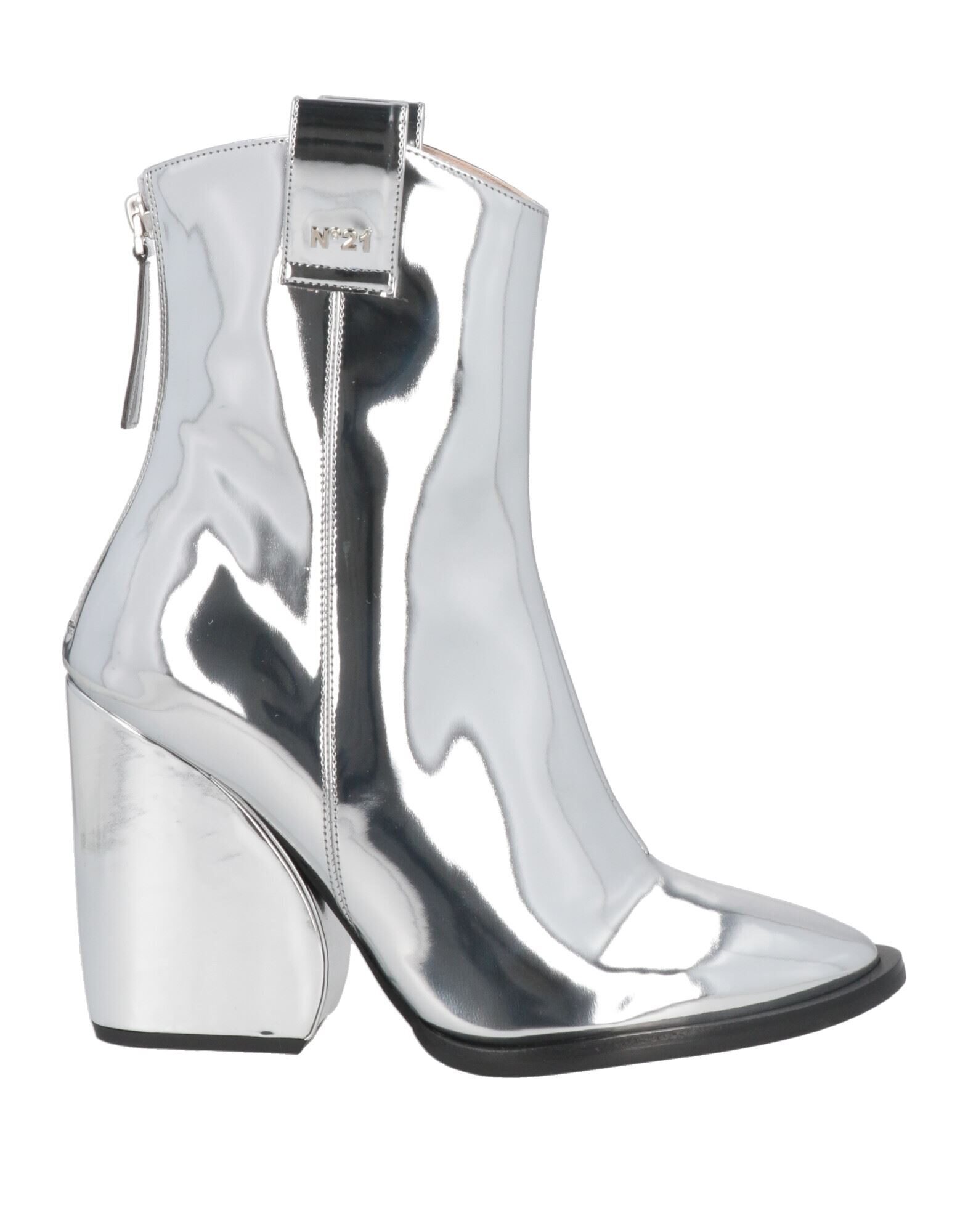 N°21 - Ankle boots