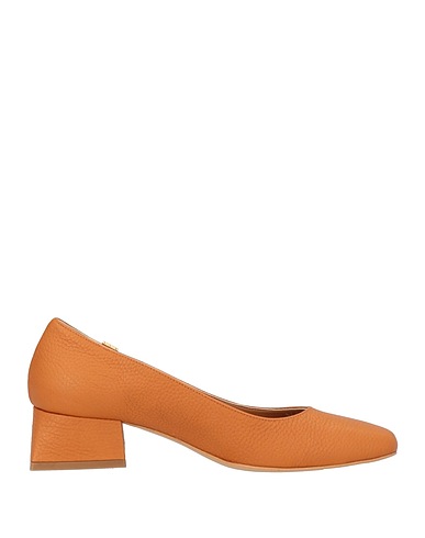 TORY BURCH パンプス キャメル 革（なめし加工）