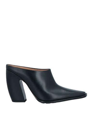 BOTTEGA VENETA Mules and clogs Black Leather
