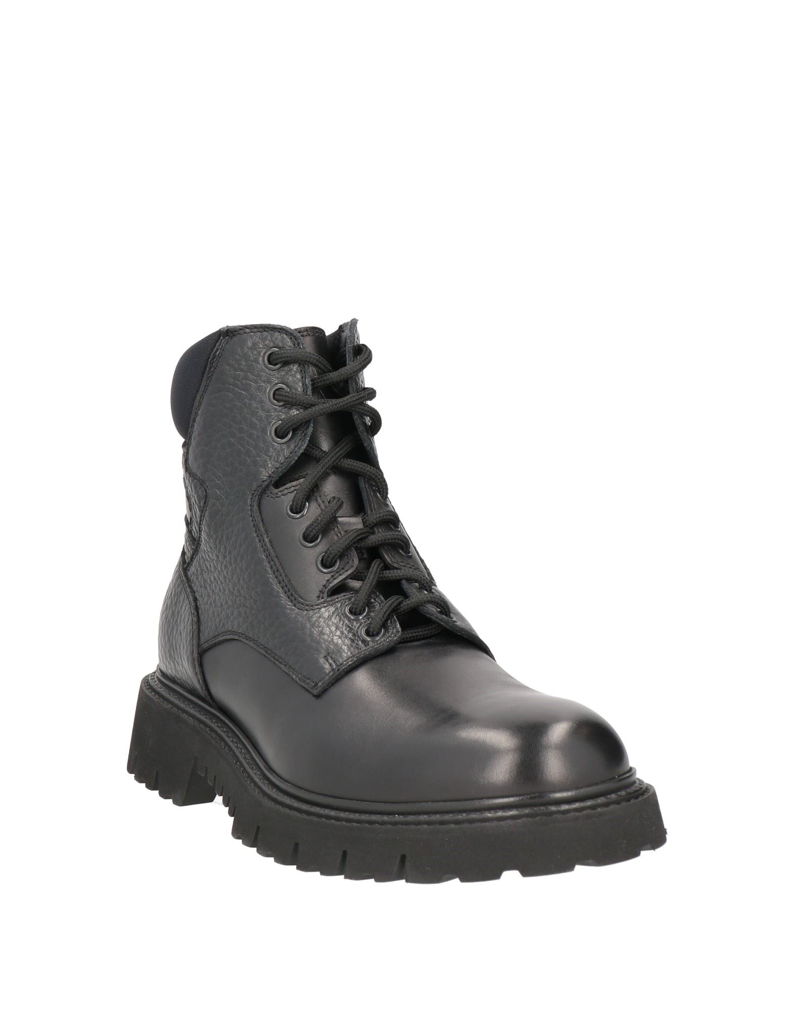 YOOX Online Fashion Design Shopping