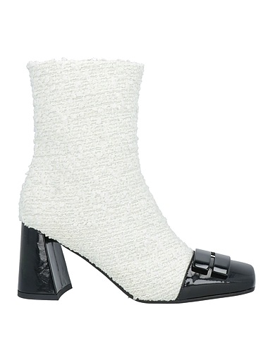 J.A.P. JOSE ANTONIO PEREIRA Ankle boot White Textile fibers