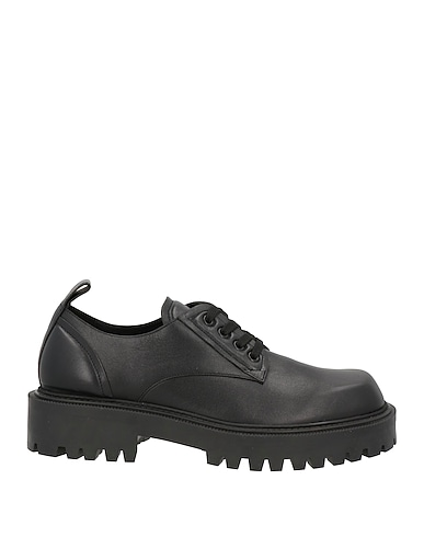 VIC MATIĒ Laced shoes Black Leather