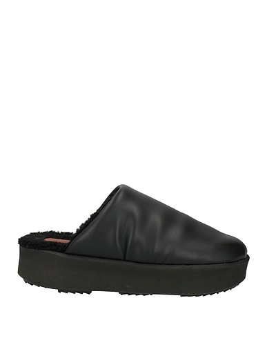 PIUMESTUDIO Mules and clogs Black Textile fibres