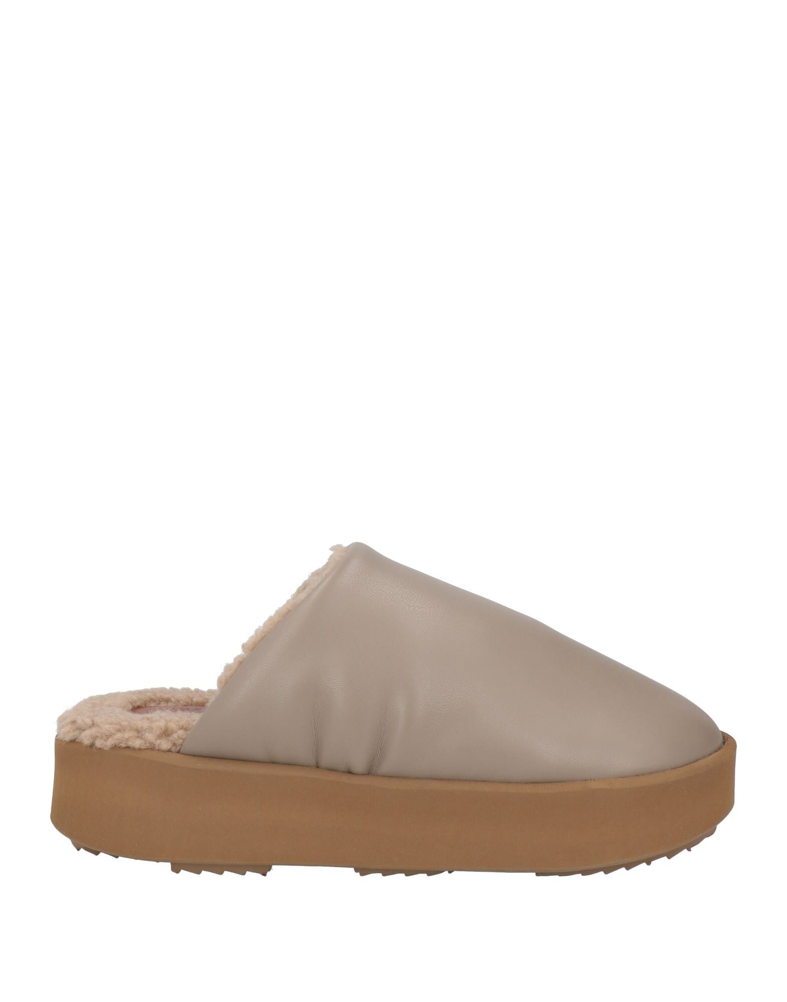 PIUMESTUDIO - Mules & Zuecos