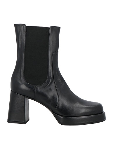 ANDREA PINTO Ankle boot Black Calfskin