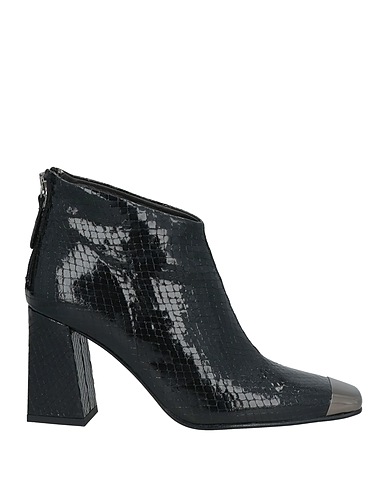ZINDA Ankle boot Black Leather