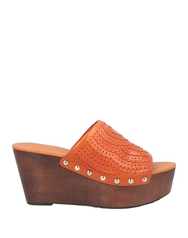 WHAT FOR Mules and clogs Tan Leather