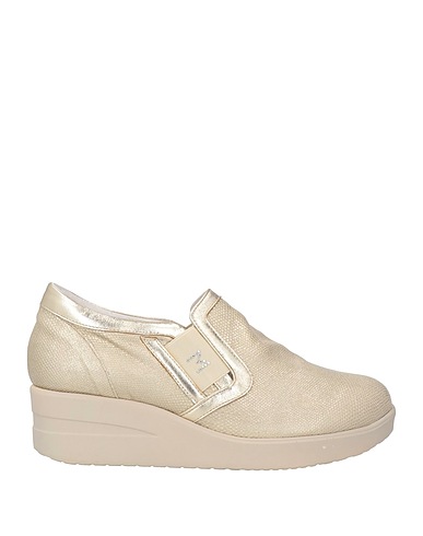 MAX Sneakers Platinum Leather