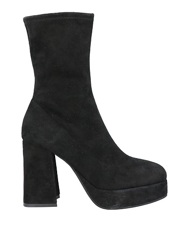 OVYÉ Ankle boot Black Leather