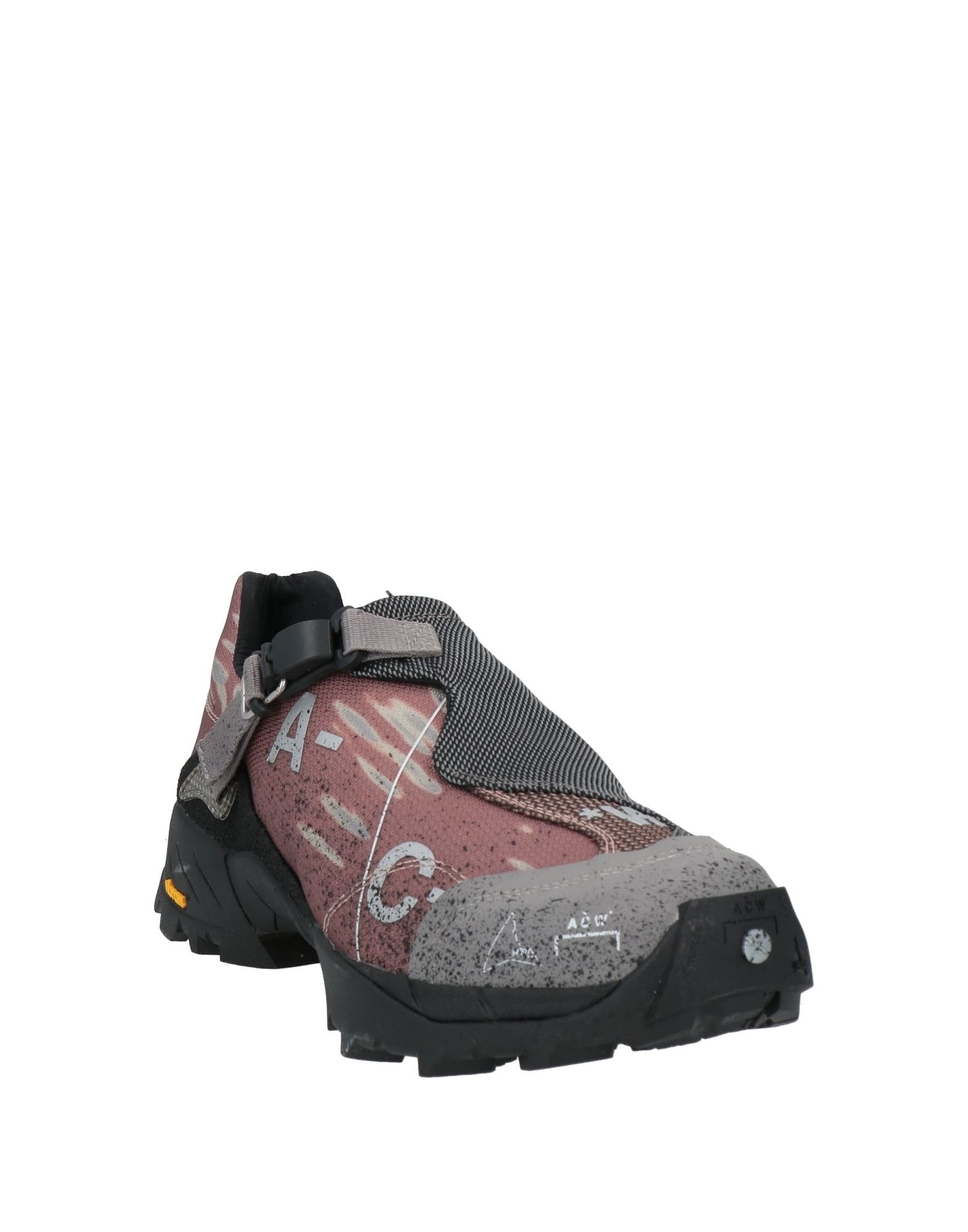 스니커즈 어콜드월 페칭 FETCHING