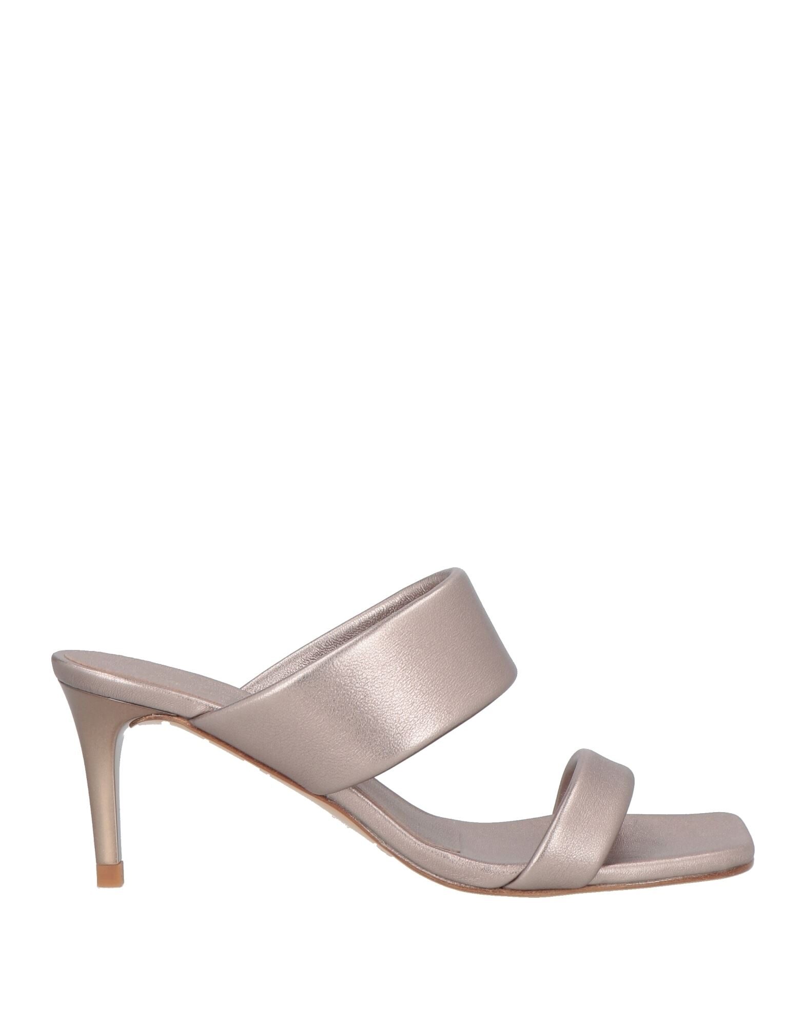 PEDRO GARCÍA - Сандалии