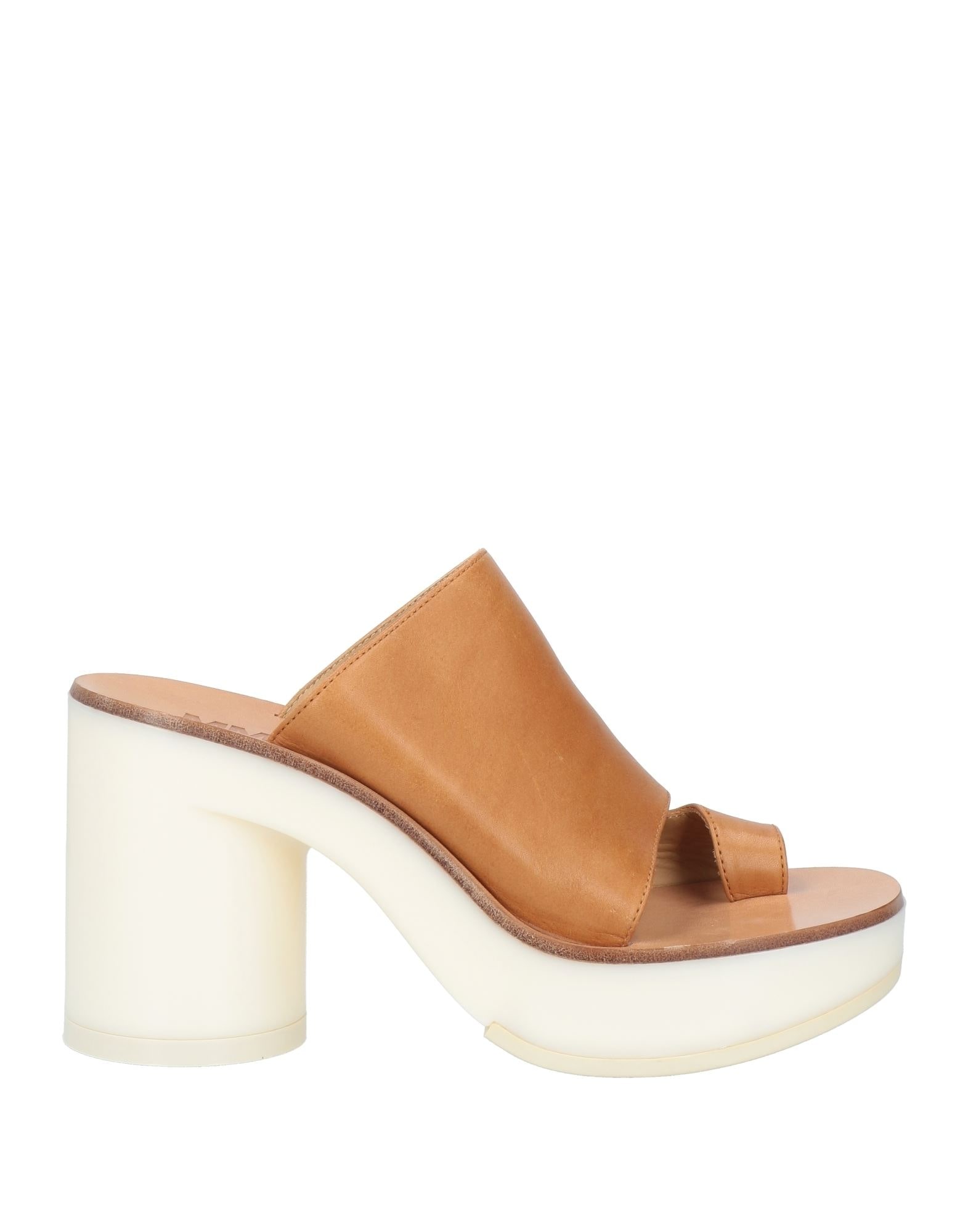 MM6 MAISON MARGIELA | Red Women's Flip Flops | YOOX