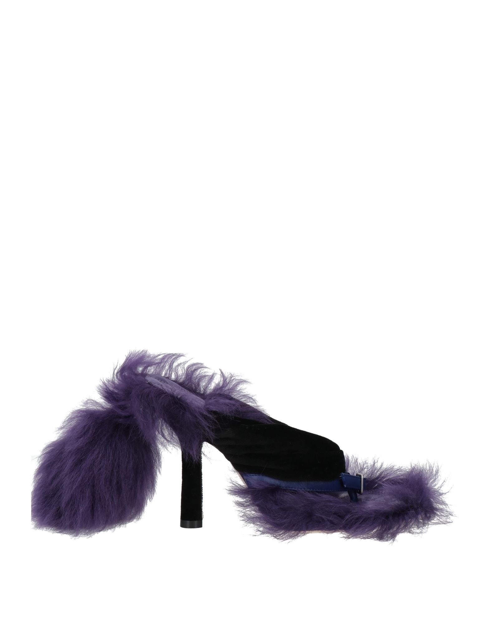 BURBERRY - Thong sandals