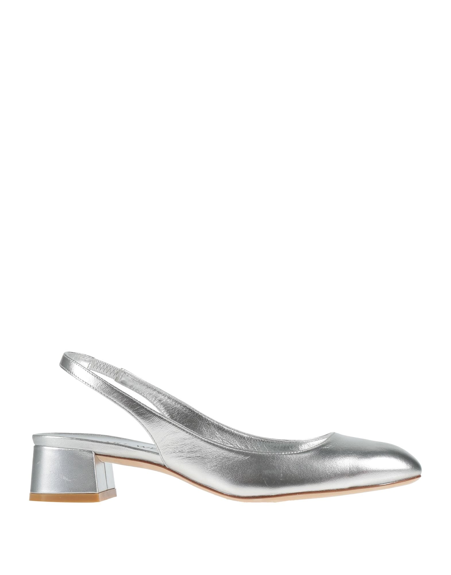 STUART WEITZMAN - Pumps