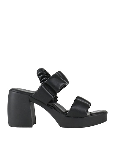PREGUNTA Sandals Black Leather