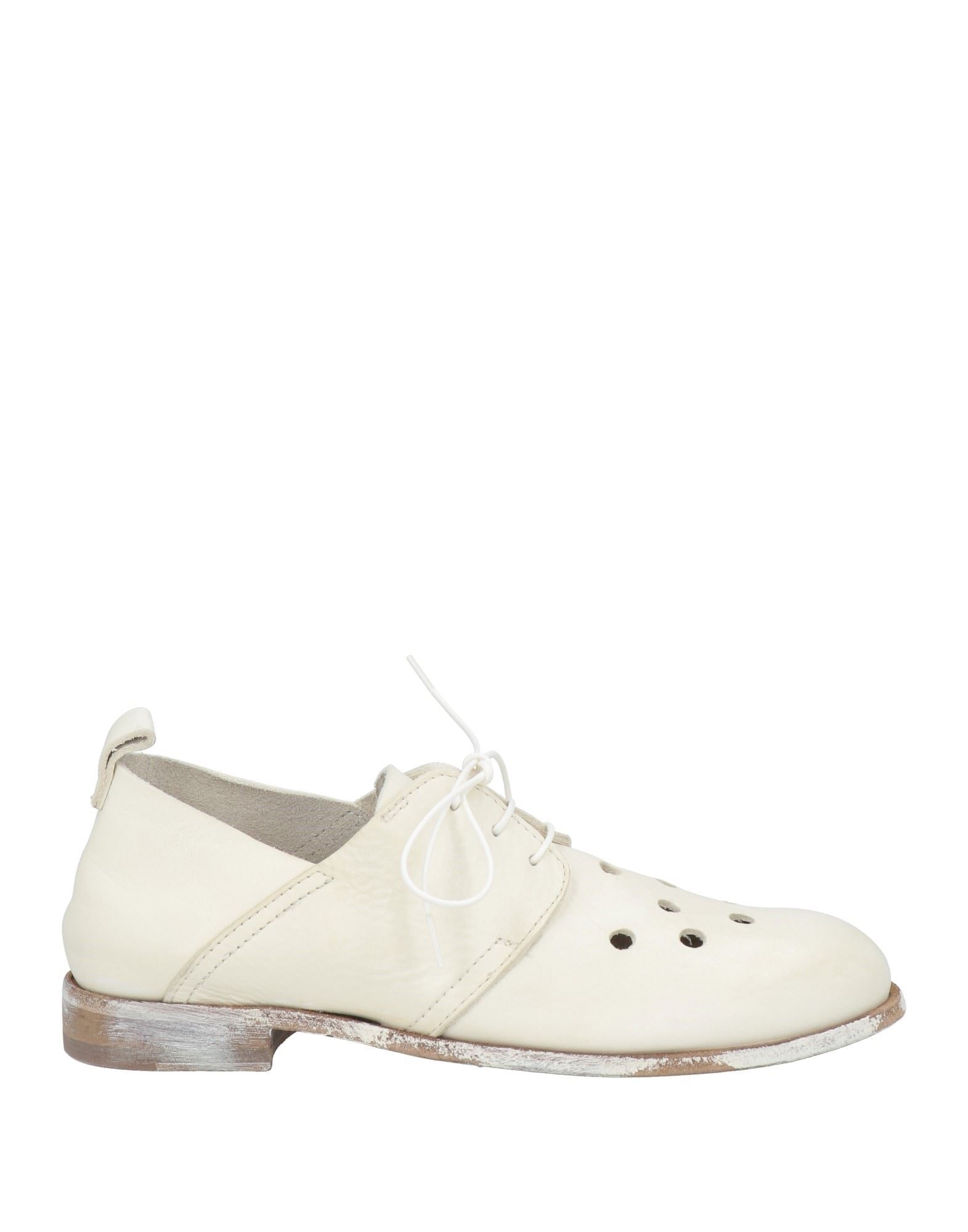 MOMA - Lace-up shoes