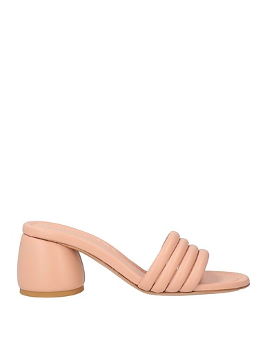 GIANVITO ROSSI Sandals Blush Leather