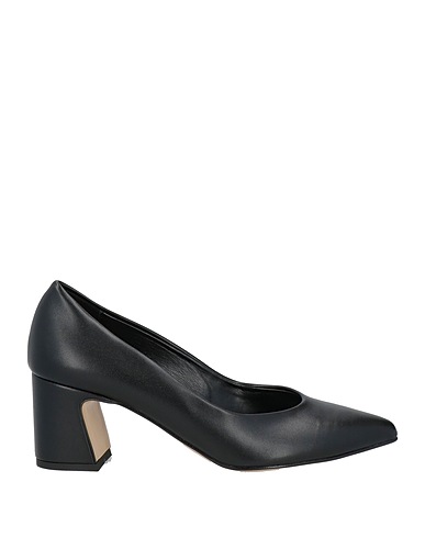 NILA & NILA Court Black Synthetic fibers
