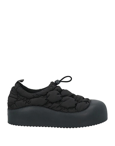 VIC MATIĒ Sneakers Black Textile fibres