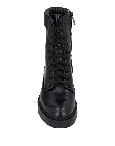 Ankle boot